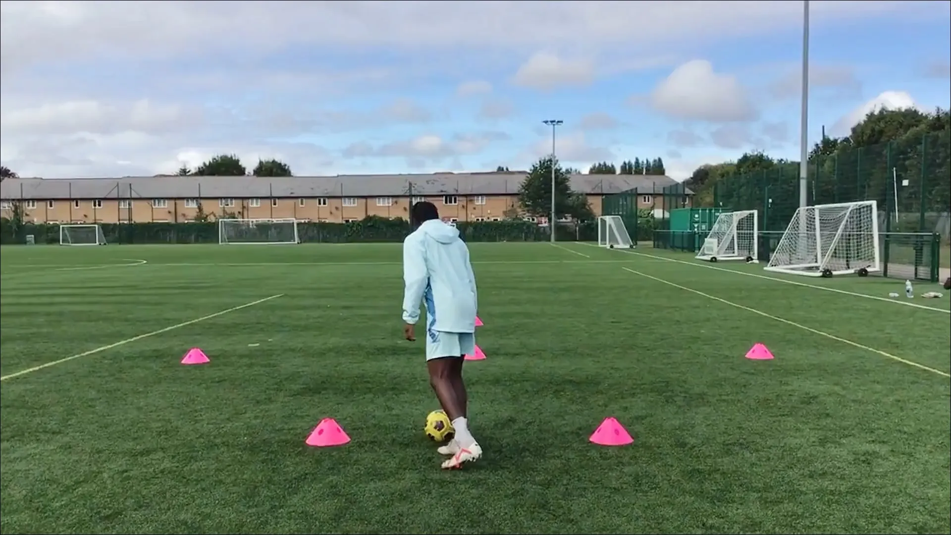 JuniStat — Smartphone-based AI soccer tests & analysis